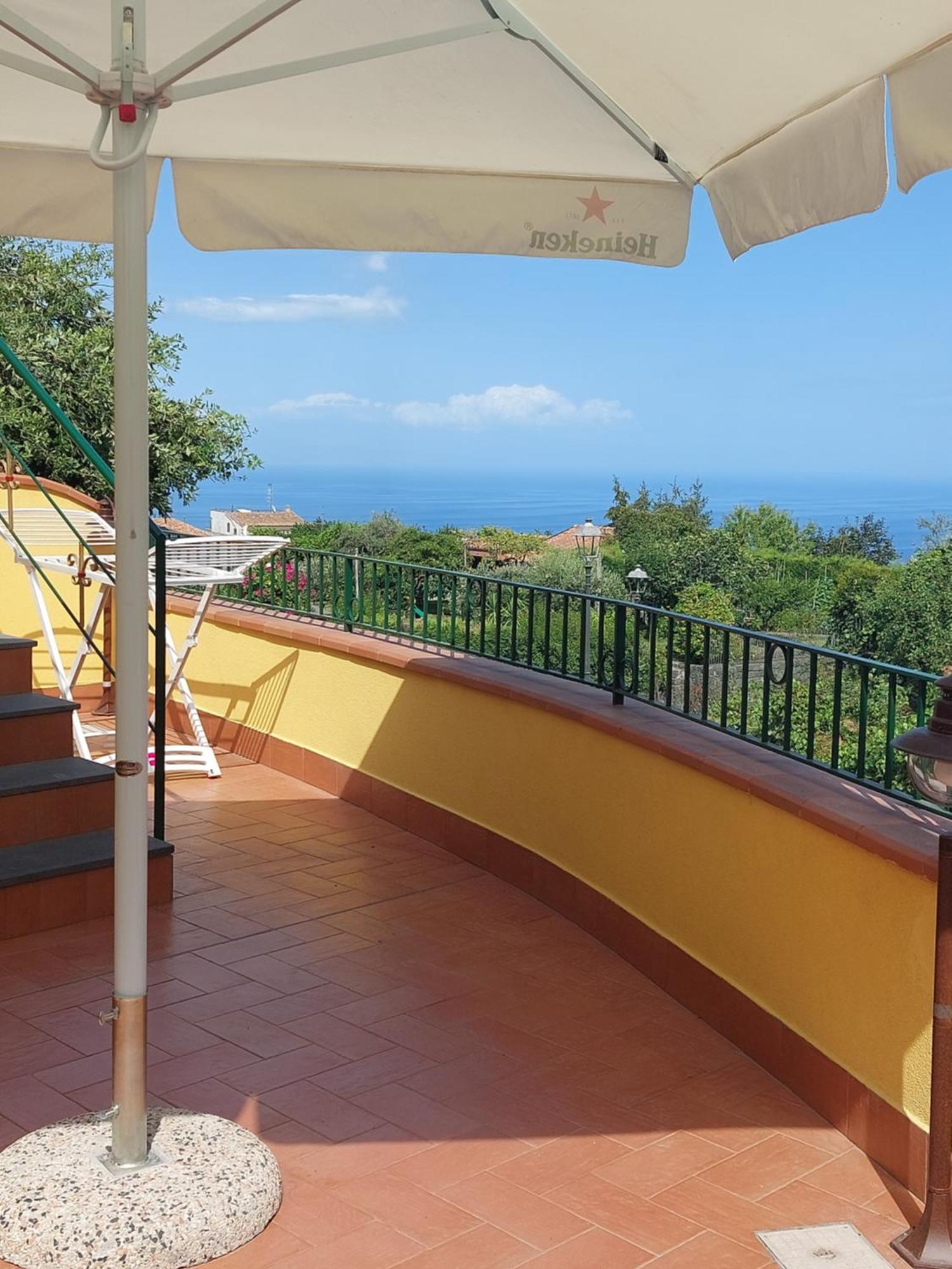 Casa Del Sole Milo